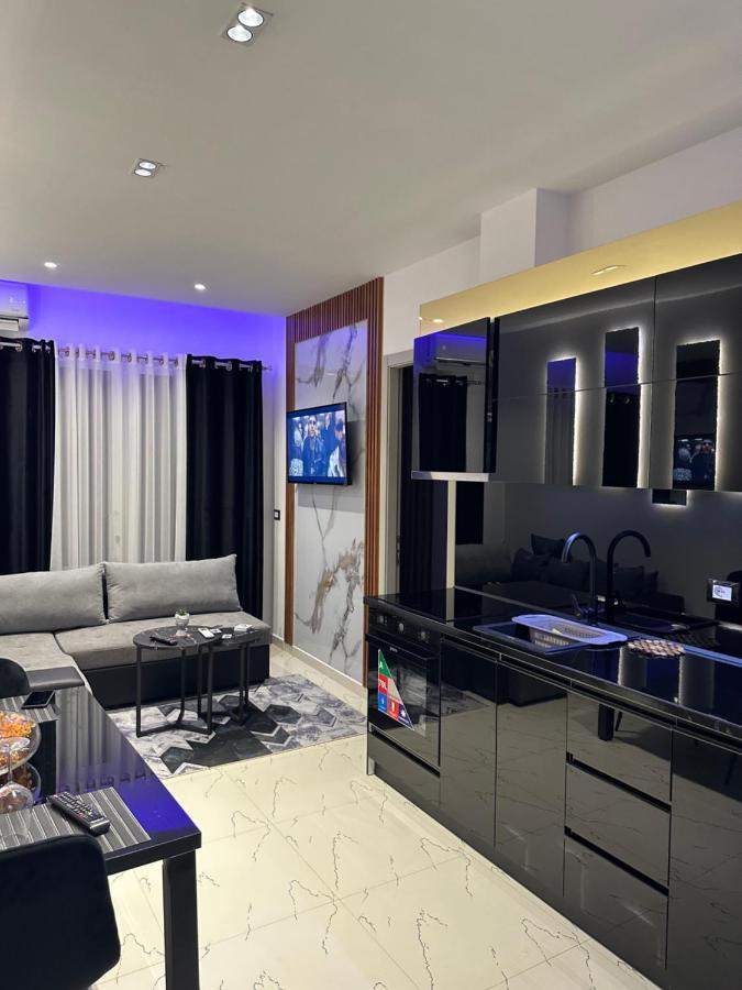 Sueno Apartments & Suites Тирана Экстерьер фото