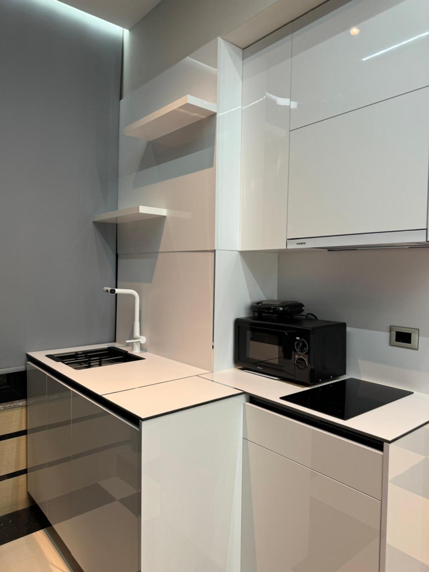 Sueno Apartments & Suites Тирана Экстерьер фото
